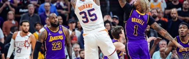 开云体育官网-生死时刻挥舞镰刀收割湖人 36岁KD再创得分纪录