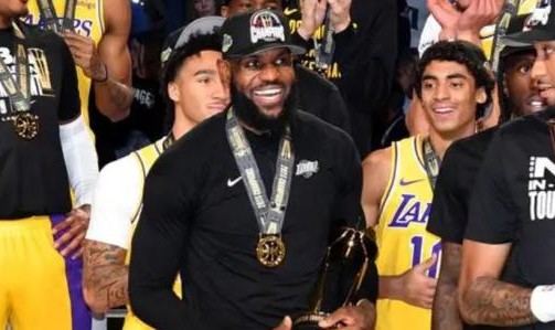 开云官网登录入口-新赛季NBA杯明日开打 30队角逐冠军湖人期待卫冕